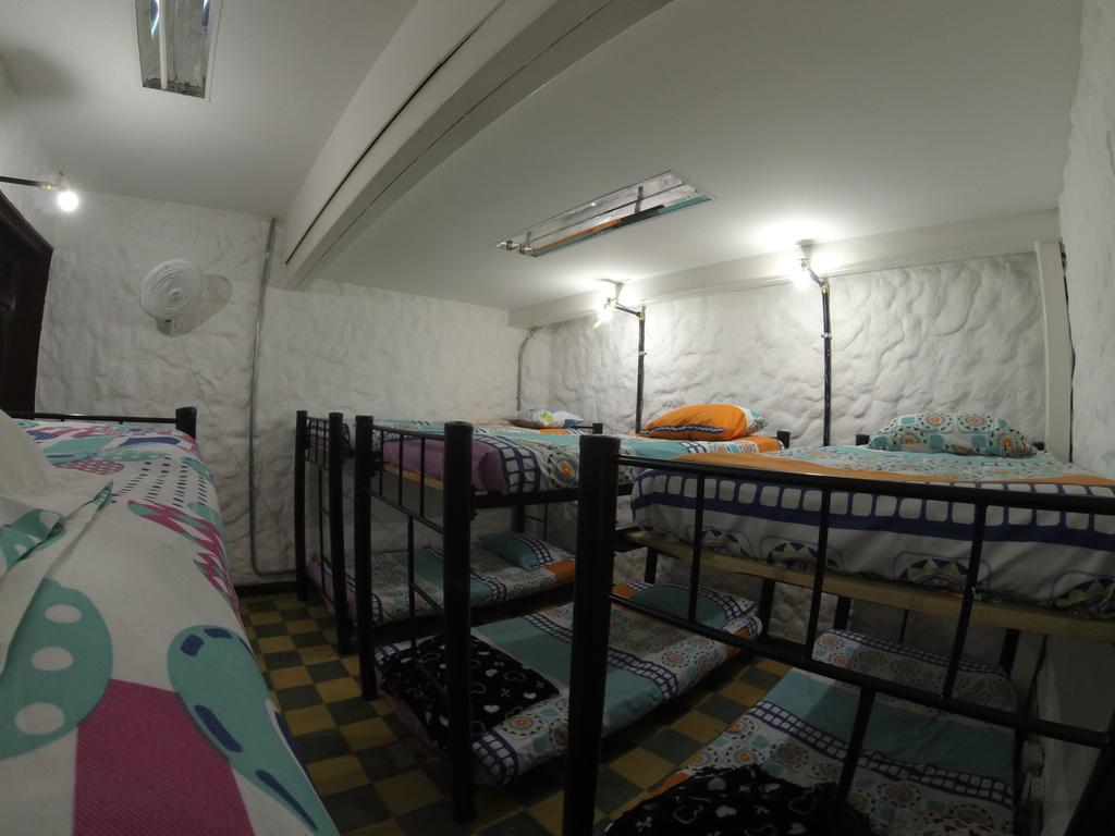 Mila Hostal *